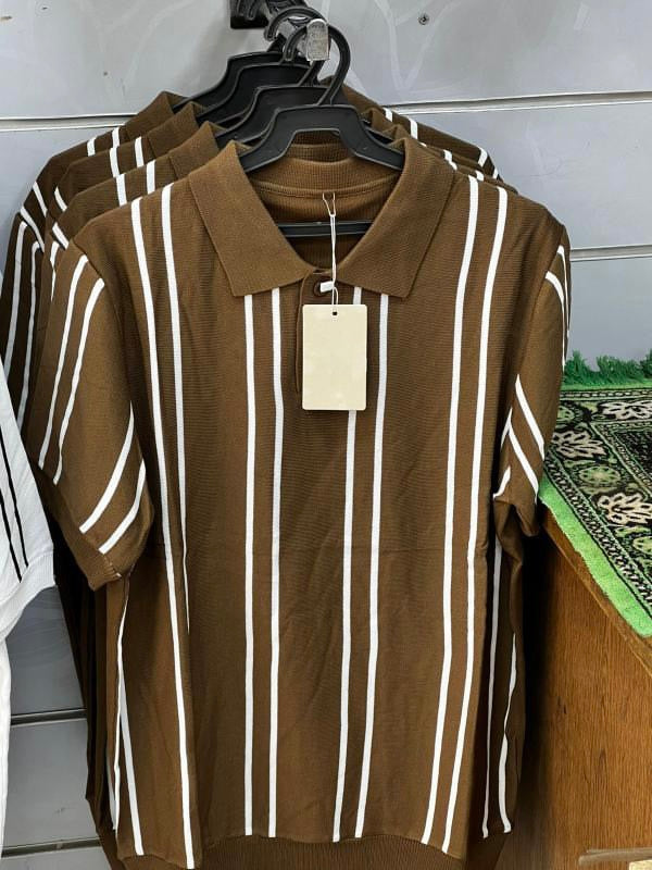 تيشيرت رجالي مخطط فاخر ستايل Old Money – Slim Fit بخامة مريحة